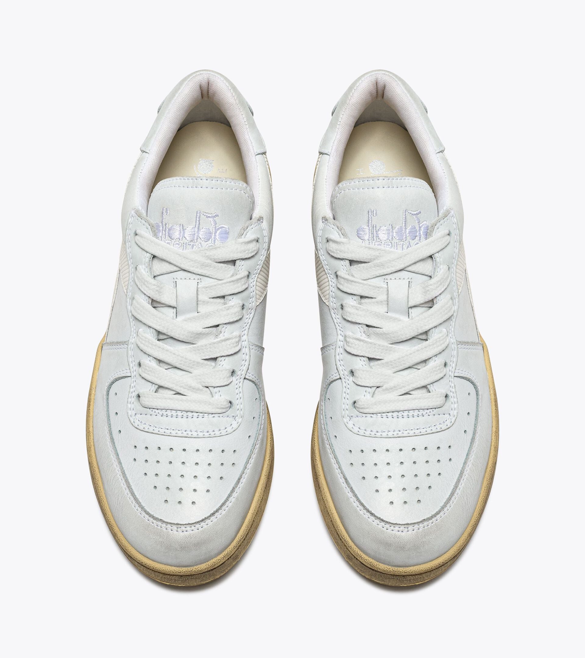 Mi Basket Low Used - White/White