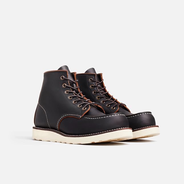 Classic Moc - Black Prairie Leather