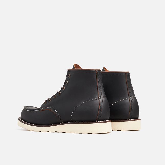 Classic Moc - Black Prairie Leather