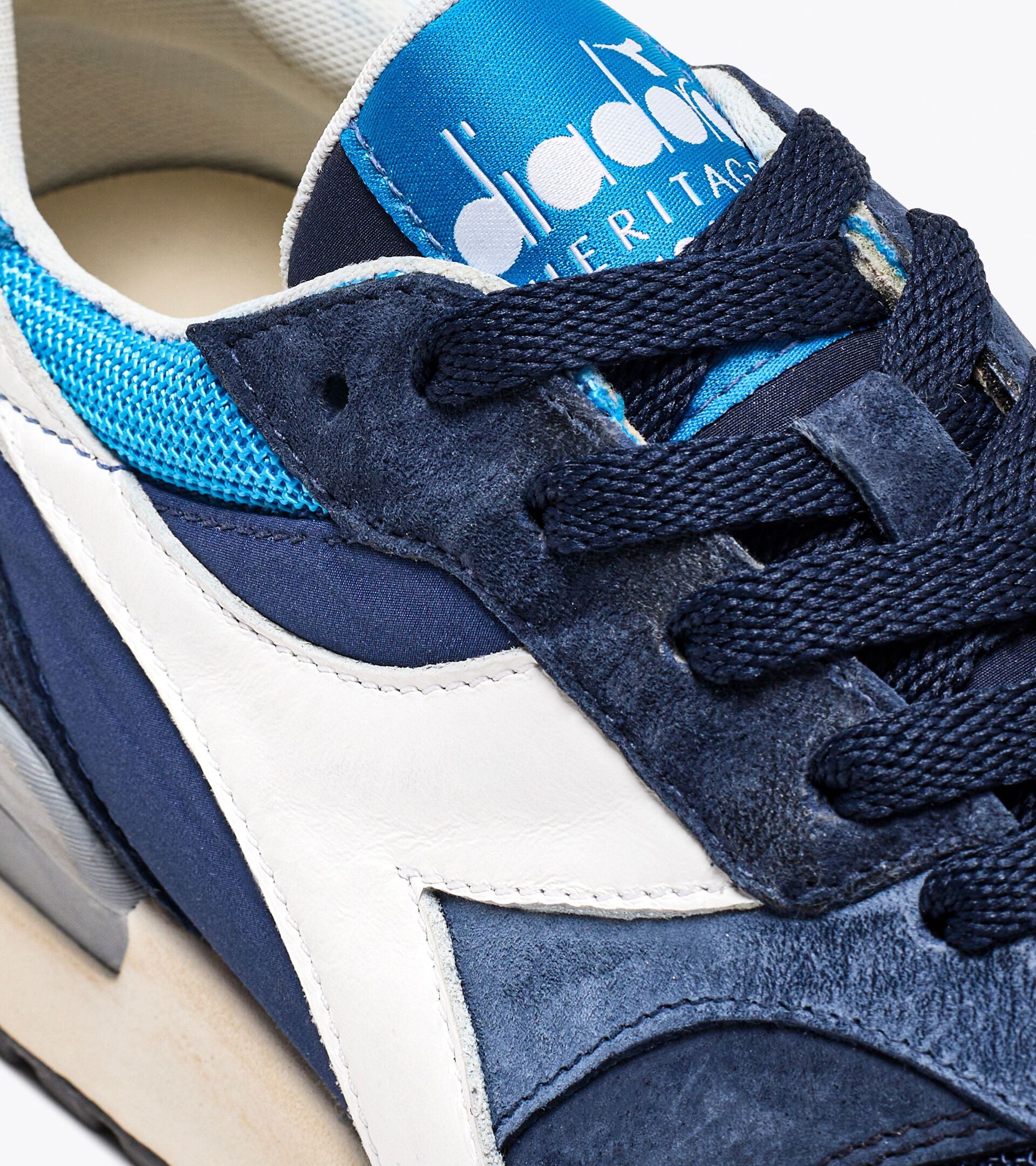 Conquest Pigskin SW - Blue Ebony