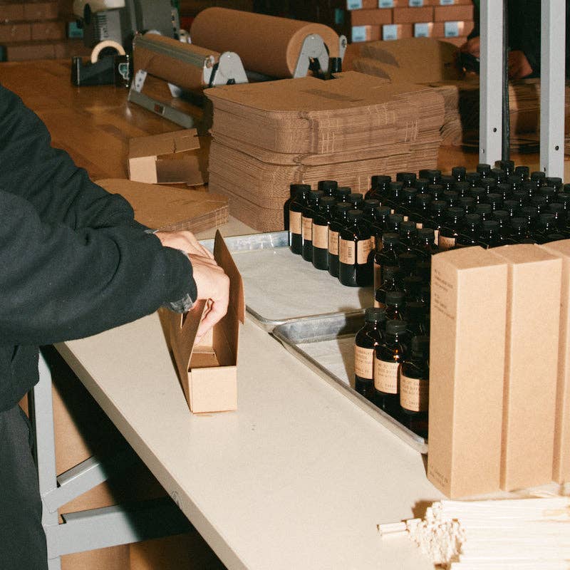 Teakwood & Tobacco - 3.5 oz Reed Diffuser