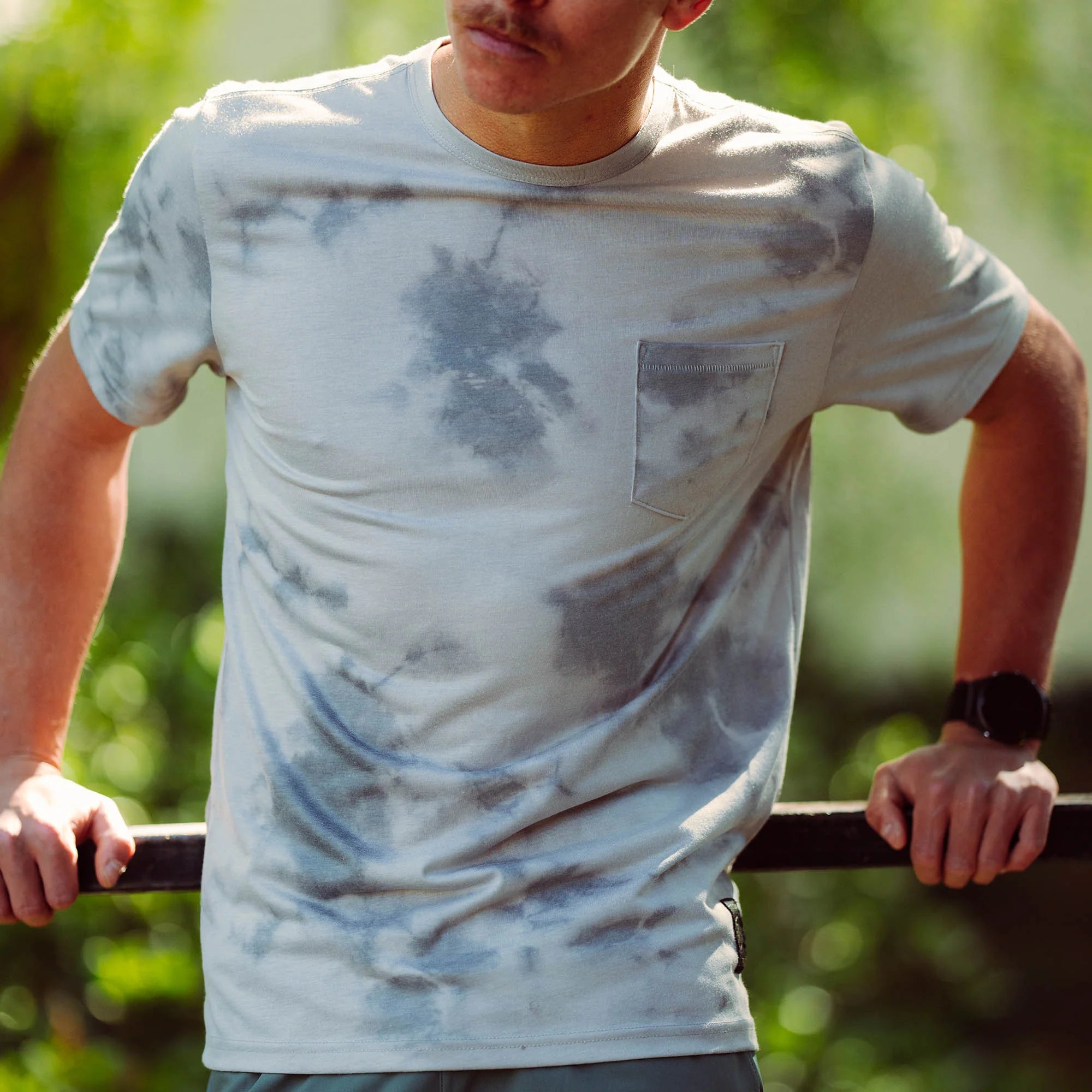 Mathis Core Pocket SS Active Tee - Ghost Grey