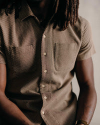The Conrad Shirt in Cocoa Dobby